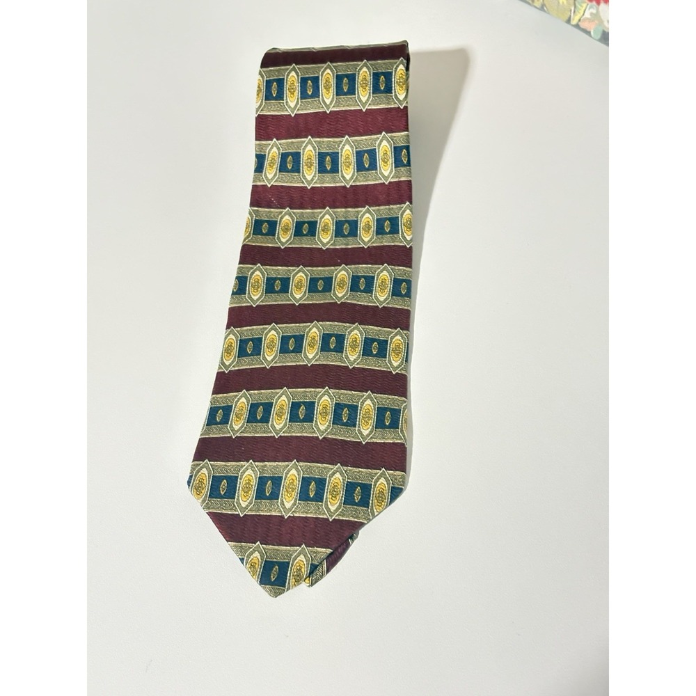 Oscar De La Renta Vintage 100% Silk Geometric Wine Gold Navy Medal Crest